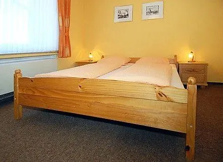 Alter Sielweg 10 * Bensersiel