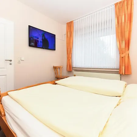 Alter Sielweg 10 Holiday home *
